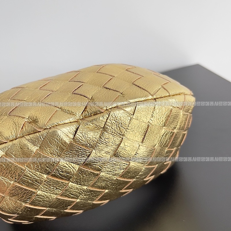 보테가베네타호보스몰 20260214-142623-003루.jpg