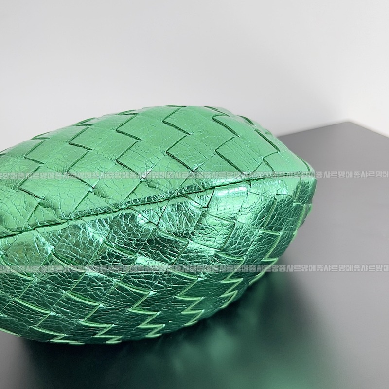 보테가베네타호보스몰 20260214-143120-004루.jpg