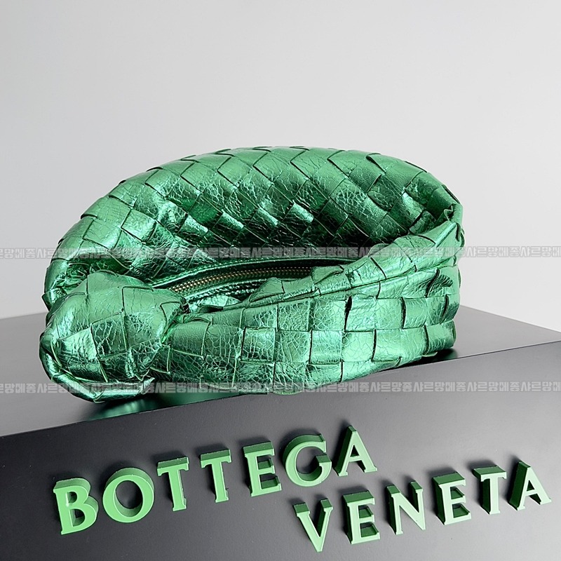 보테가베네타호보스몰 20260214-143120-002루.jpg