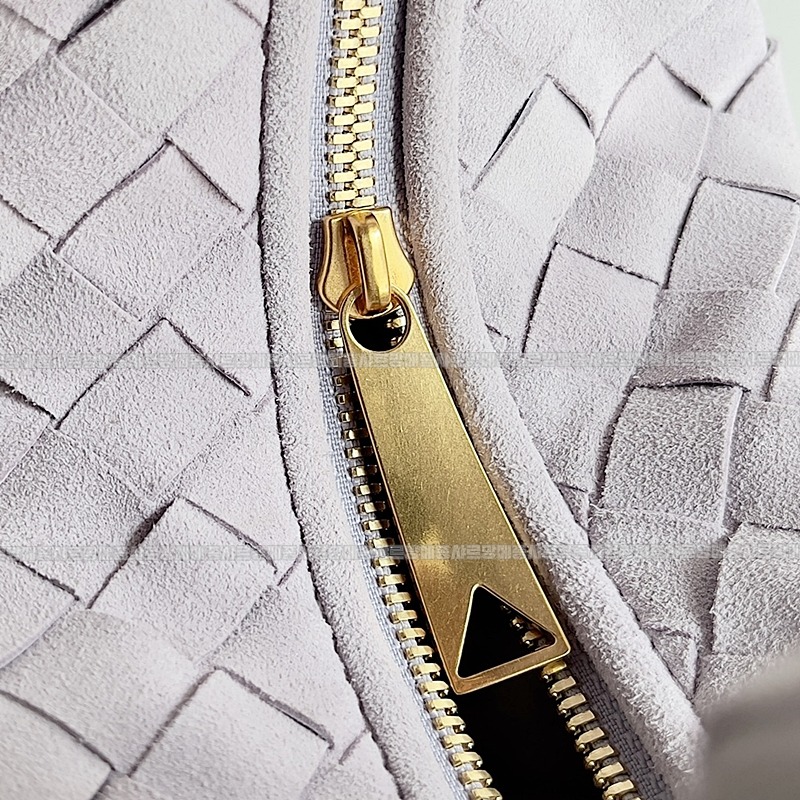 보테가베네타호보스몰 20260214-143446-006루.jpg