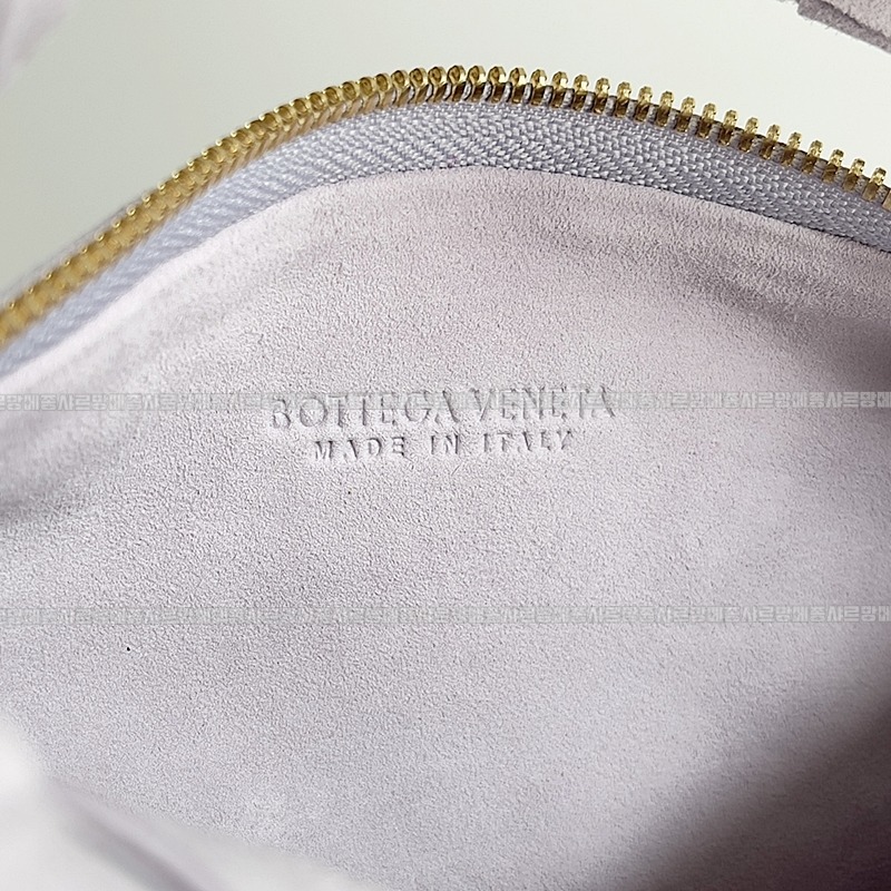 보테가베네타호보스몰 20260214-143447-008루.jpg