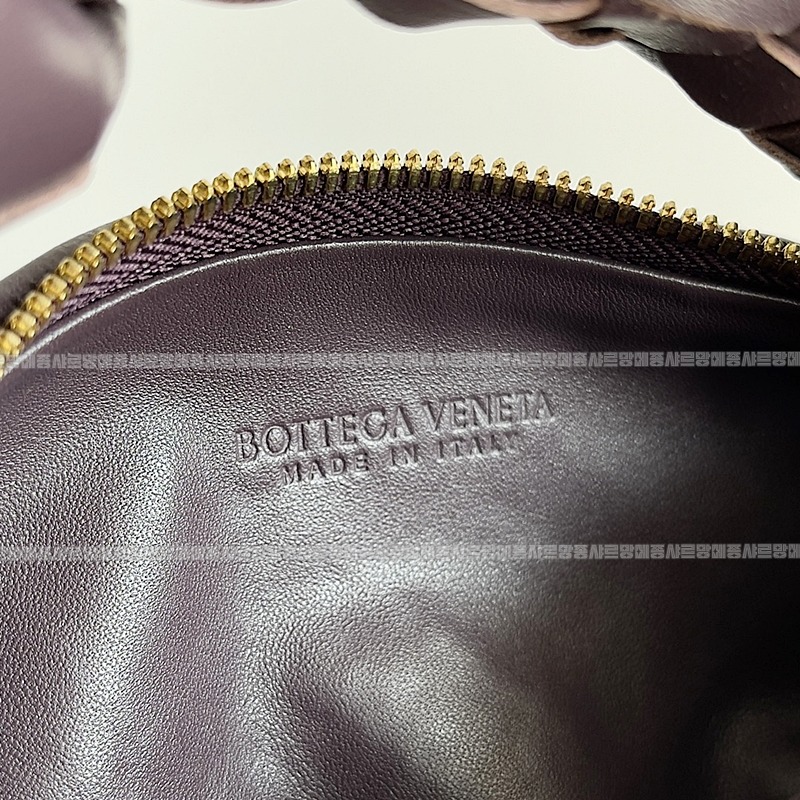 보테가베네타호보스몰 20260214-145042-007루.jpg