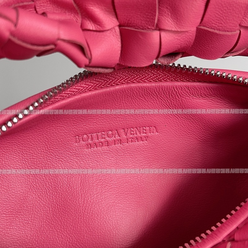 보테가베네타호보스몰 20260214-145256-009루.jpg