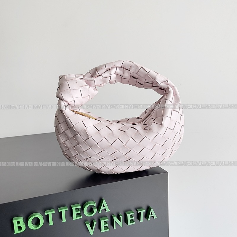 보테가베네타호보스몰 20260214-145946-001루.jpg