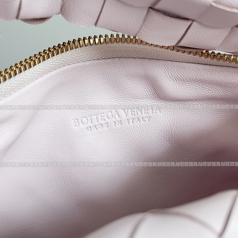 보테가베네타호보스몰 20260214-145947-008루.jpg