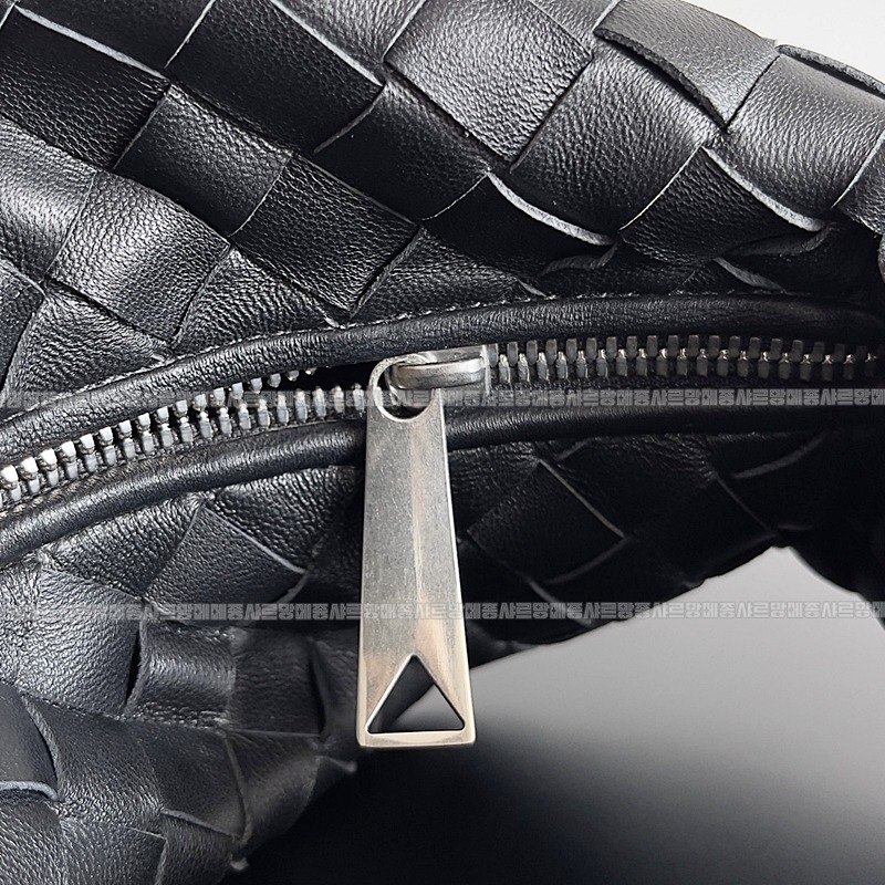 보테가베네타호보스몰 20260214-151655-008루.jpg