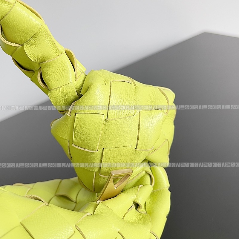 보테가베네타호보스몰 20260214-152044-004루.jpg