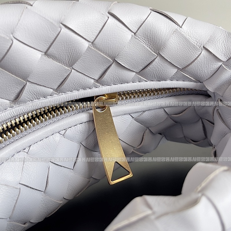 보테가베네타호보스몰 20260214-152608-007루.jpg