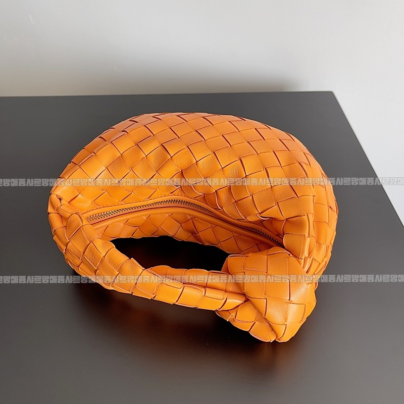 보테가베네타호보스몰 20260214-152745-002루.jpg