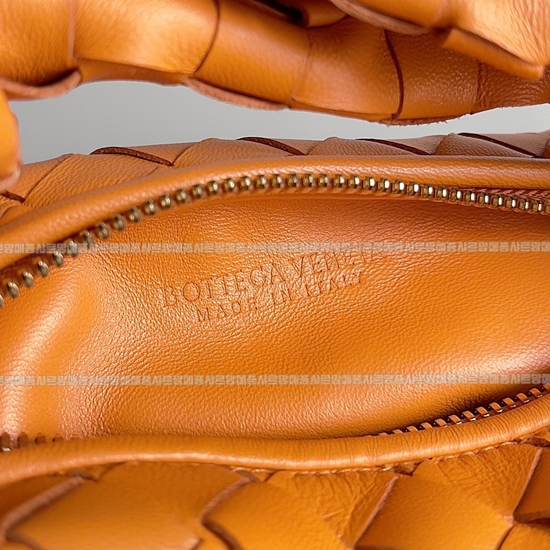 보테가베네타호보스몰 20260214-152746-008루.jpg