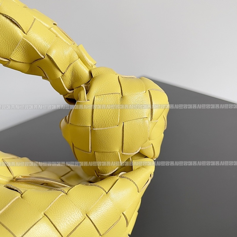 보테가베네타호보스몰 20260214-153325-003루.jpg