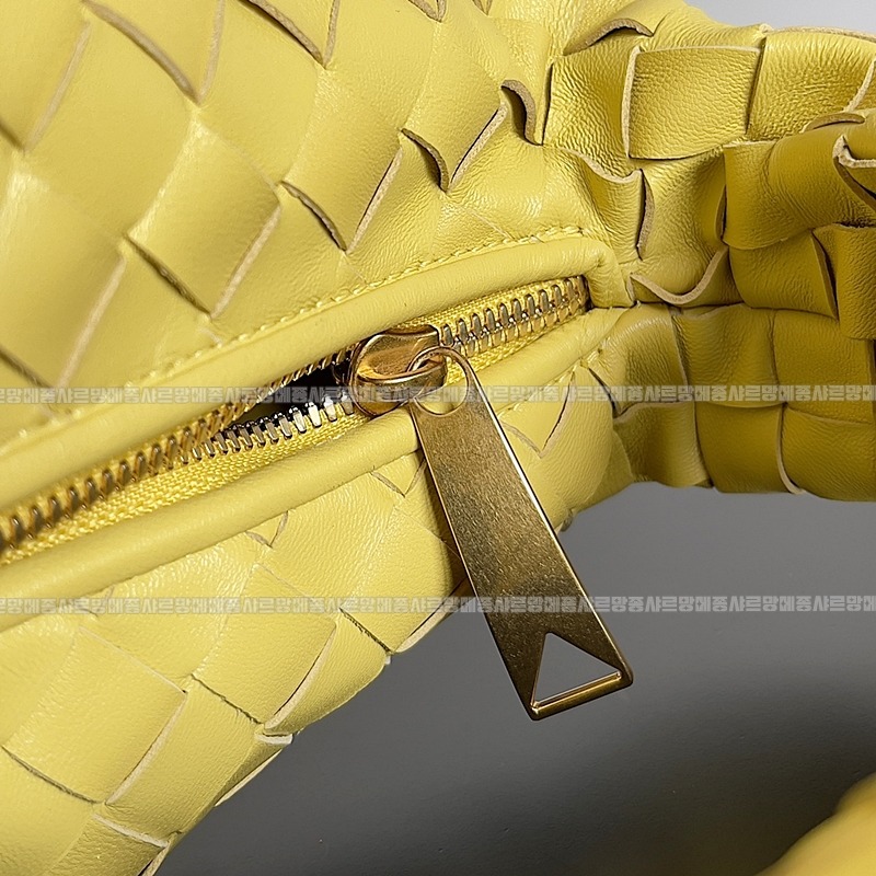 보테가베네타호보스몰 20260214-153326-006루.jpg