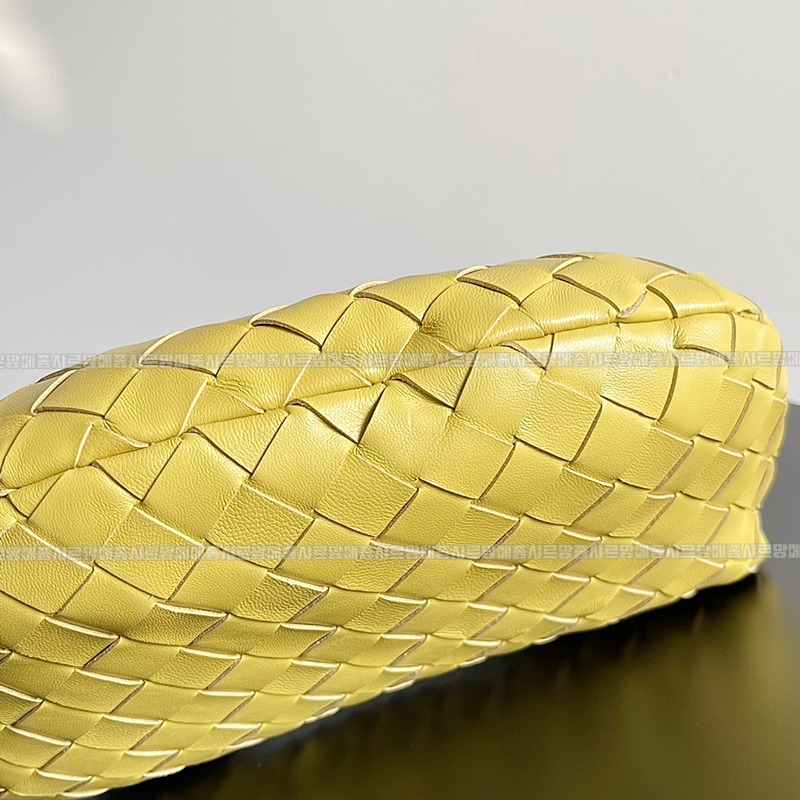 보테가베네타호보스몰 20260214-153326-007루.jpg