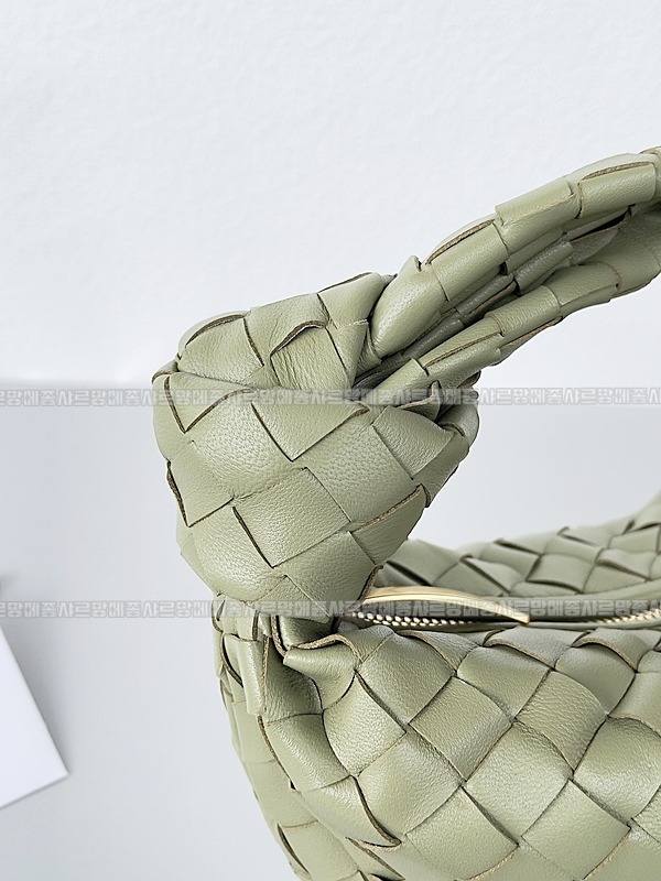 보테가베네타호보스몰 20260214-155121-003루.jpg