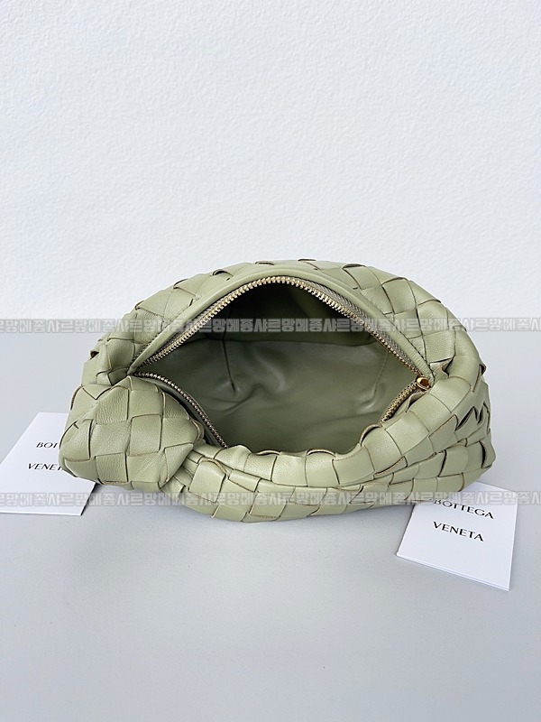 보테가베네타호보스몰 20260214-155122-008루.jpg