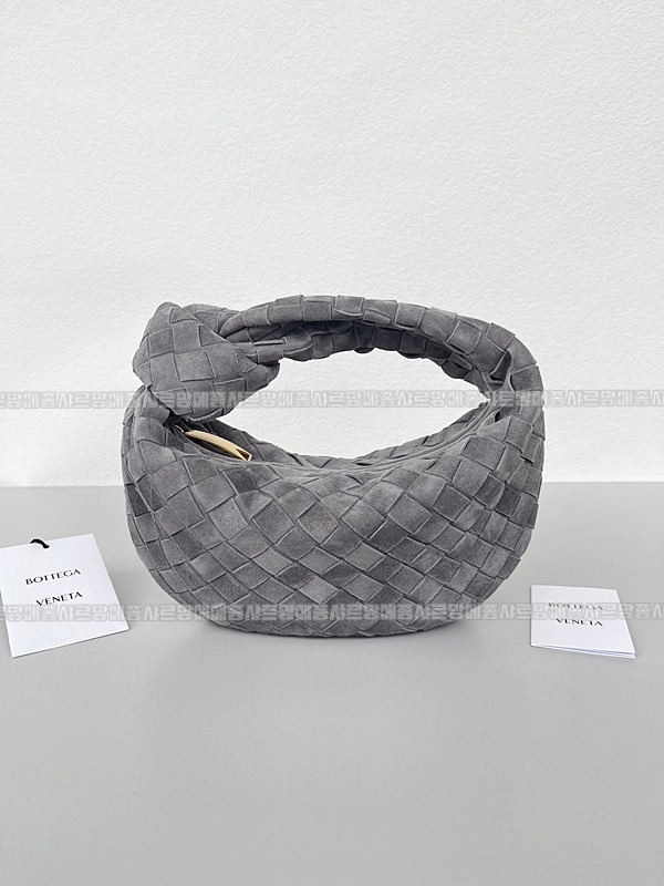 보테가베네타호보스몰 20260214-161948-001루.jpg