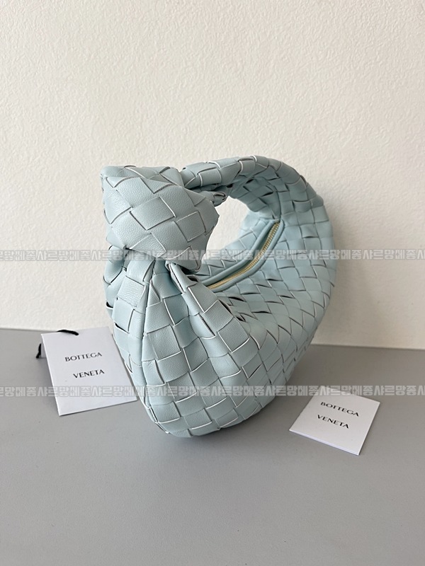 보테가베네타호보스몰 20260214-162414-003루.jpg