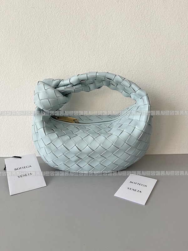 보테가베네타호보스몰 20260214-162415-006루.jpg