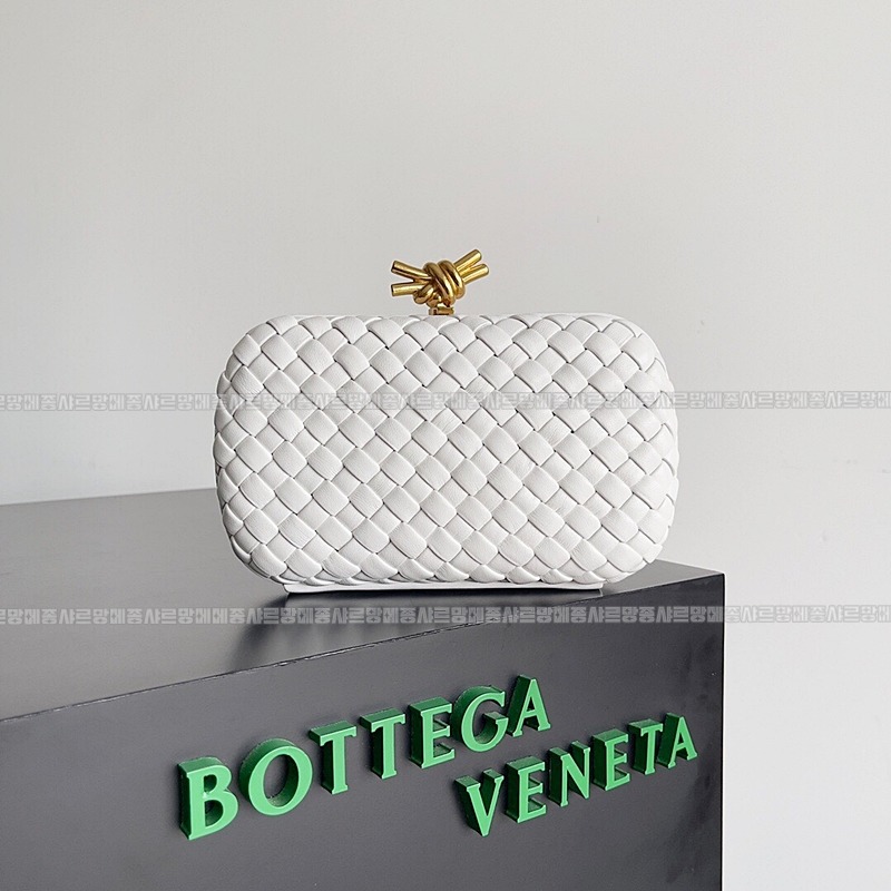 보테가베네타크노트백 20260214-164756-001루.jpg