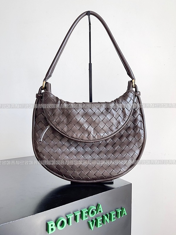 보테가베네타제멜리백 20260214-165814-001루.jpg