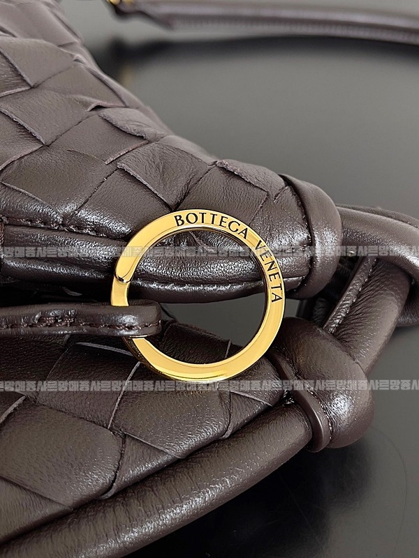 보테가베네타제멜리백 20260214-165815-008루.jpg