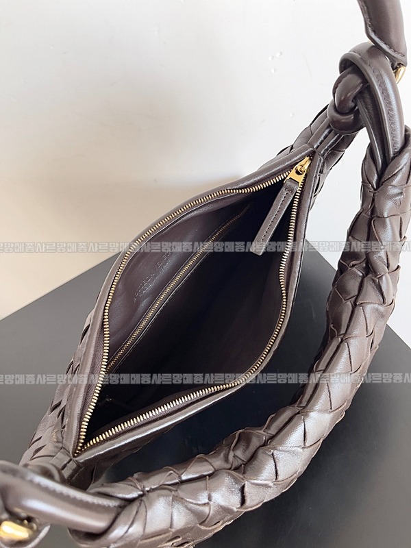 보테가베네타제멜리백 20260214-165815-009루.jpg