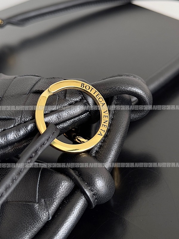 보테가베네타제멜리백 20260214-170207-007루.jpg