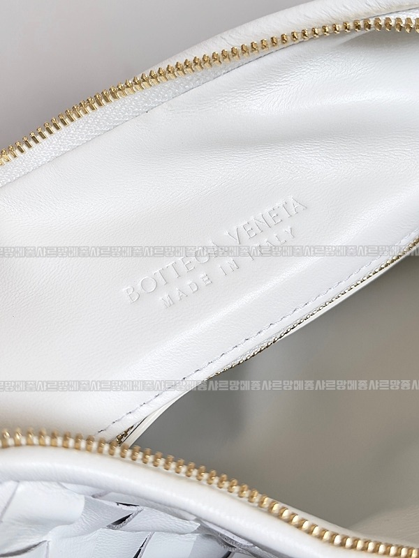 보테가베네타제멜리백 20260214-170844-003루.jpg