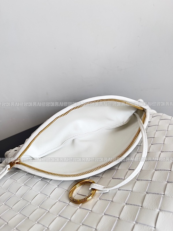 보테가베네타제멜리백 20260214-170845-007루.jpg