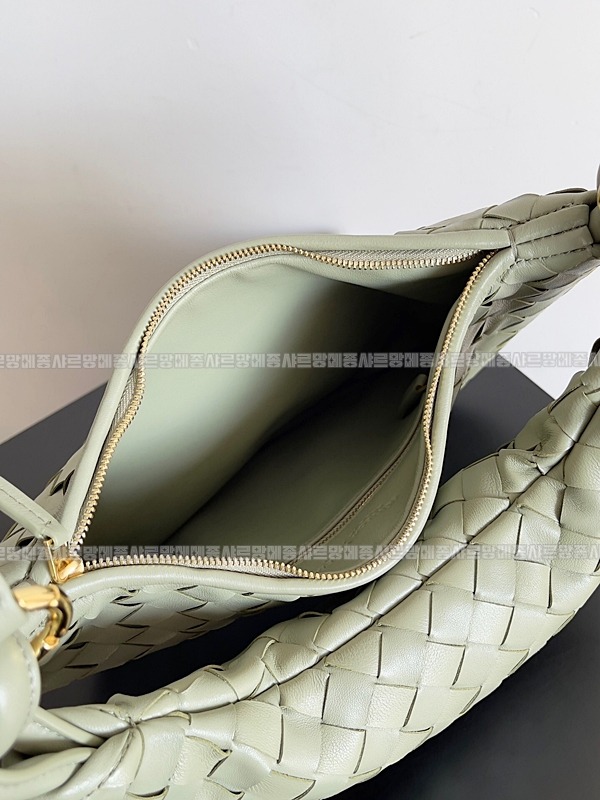 보테가베네타제멜리백 20260214-171052-005루.jpg