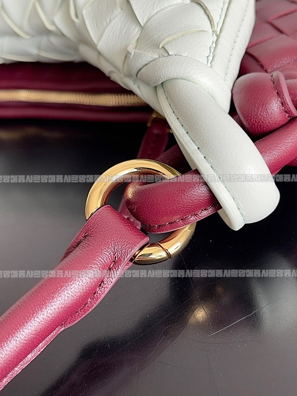 보테가베네타제멜리백 20260214-171523-002루.jpg