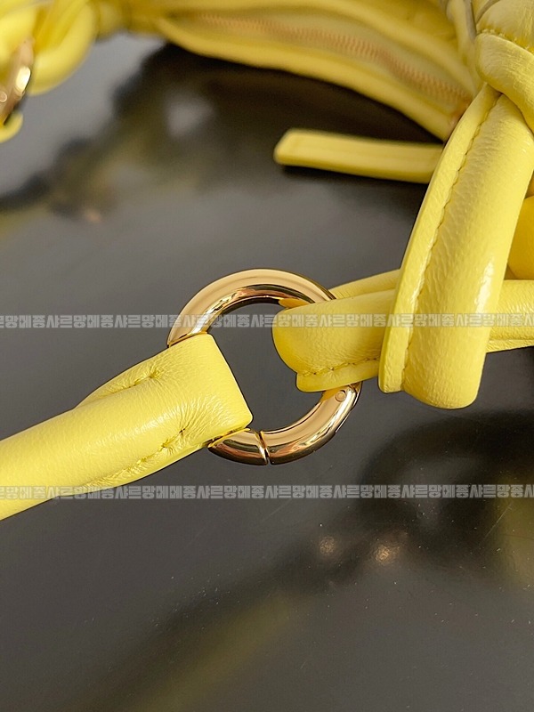 보테가베네타제멜리백 20260214-172044-003루.jpg