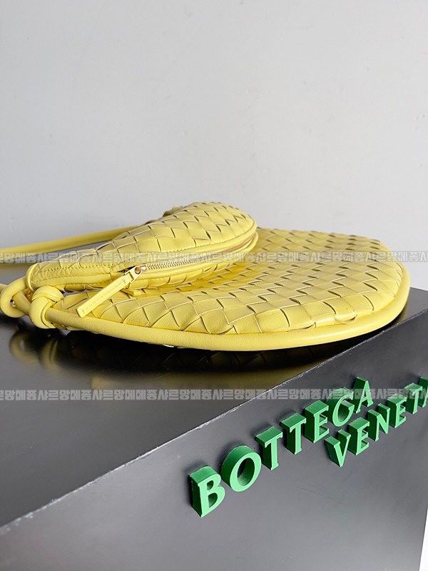 보테가베네타제멜리백 20260214-172043-002루.jpg