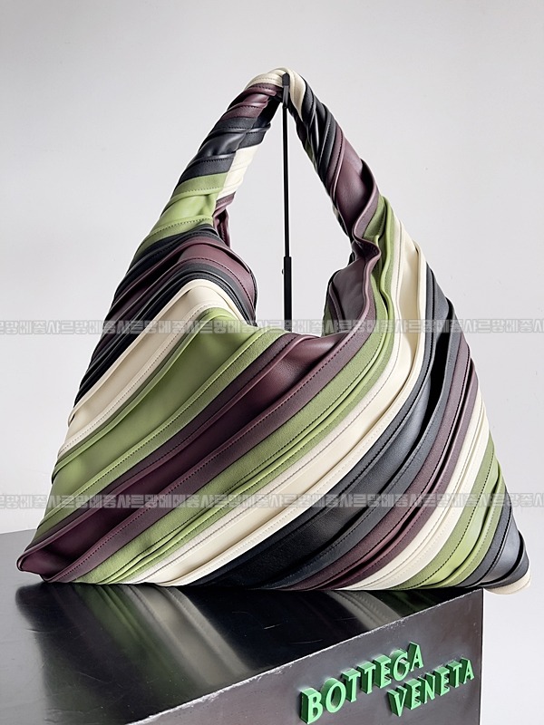 보테가베네타라지홉 20260214-172854-001루.jpg