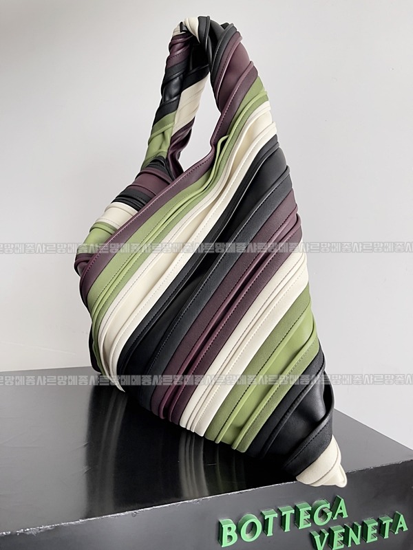 보테가베네타라지홉 20260214-172854-002루.jpg