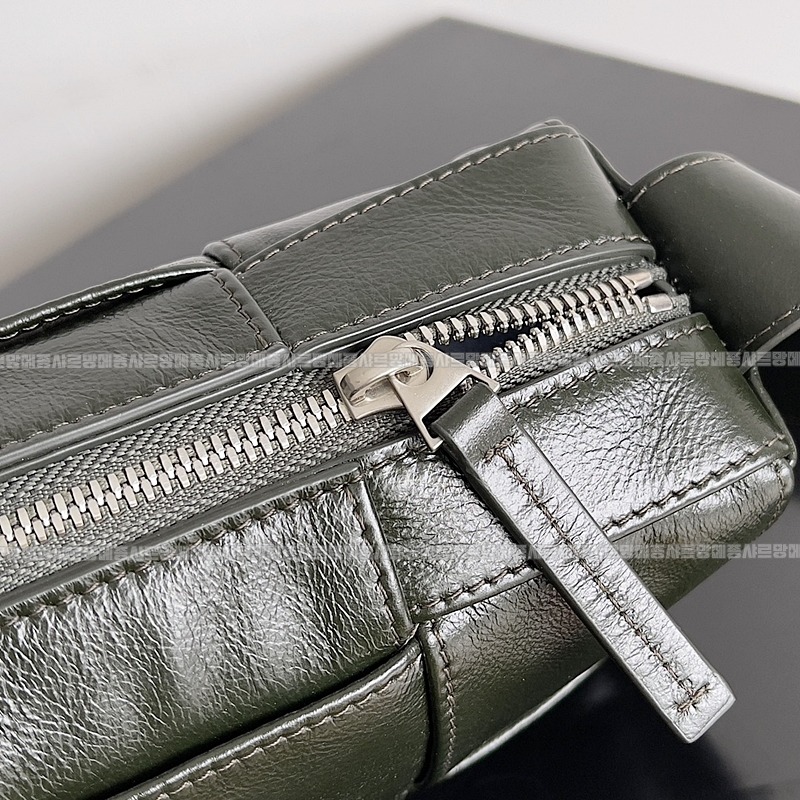 보테가베네타카세트백 20260215-100554-005루.jpg