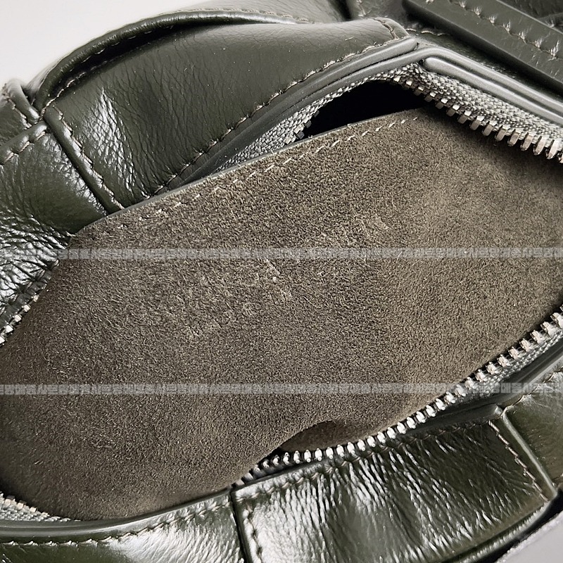 보테가베네타카세트백 20260215-100554-007루.jpg