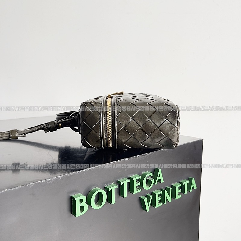 보테가베네타뱅뱅베네티케이스 20260215-104021-002루.jpg