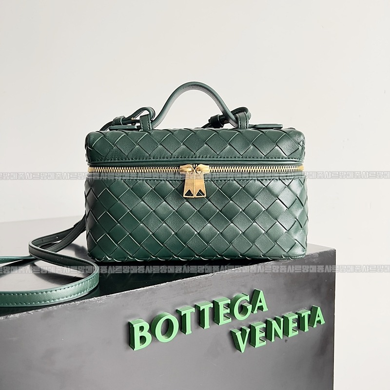 보테가베네타뱅뱅베네티케이스 20260215-110209-001루.jpg