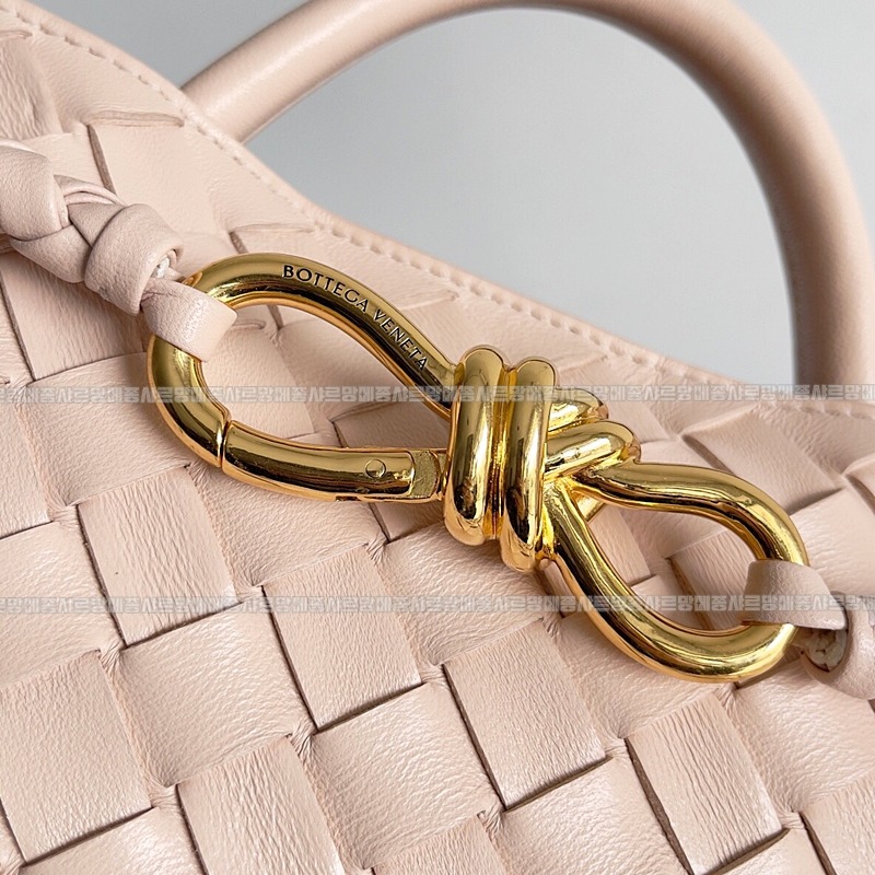 보테가베네타안디아모스몰 20260215-123159-004루.jpg