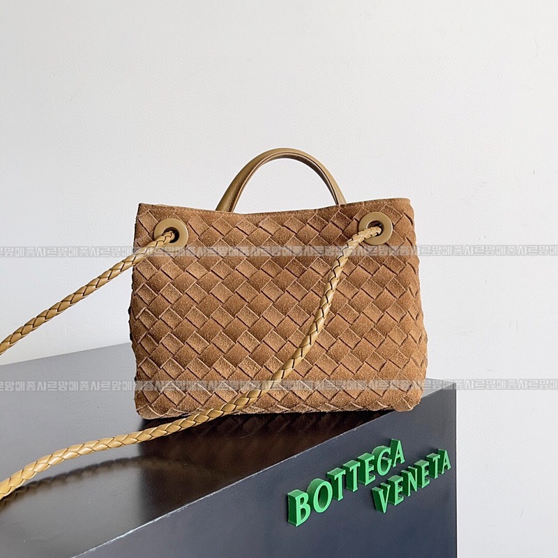 보테가베네타안디아모스몰 20260215-123557-002루.jpg