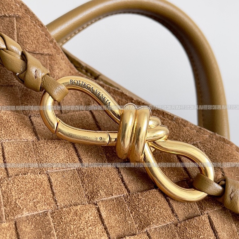 보테가베네타안디아모스몰 20260215-123557-005루.jpg