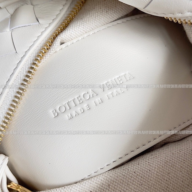 보테가베네타로프백 20260215-133207-006루.jpg
