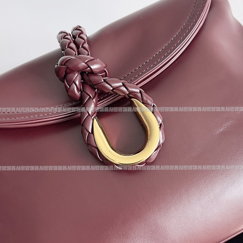 보테가베네타리베르타숄더백스몰 20260215-135521-005루.jpg