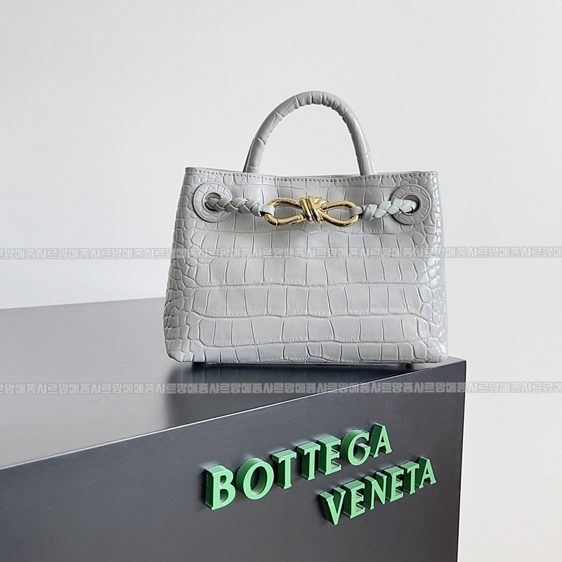 보테가베네타안디아모크로커다일가죽 20260215-145321-001루.jpg