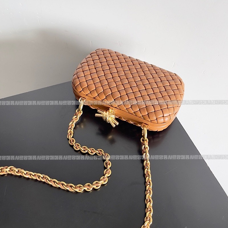 보테가베네타크노트백 20260215-154207-006루.jpg