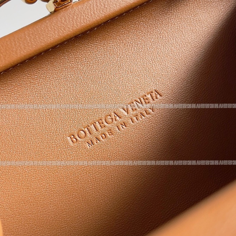 보테가베네타크노트백 20260215-154207-008루.jpg