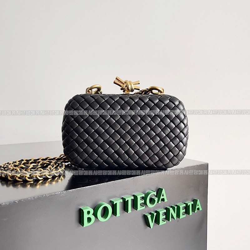 보테가베네타크노트백 20260215-154528-001루.jpg