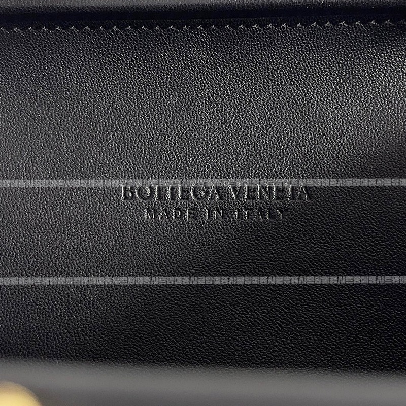 보테가베네타크노트백 20260215-154529-008루.jpg