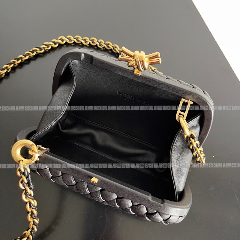 보테가베네타크노트백 20260215-154529-009루.jpg